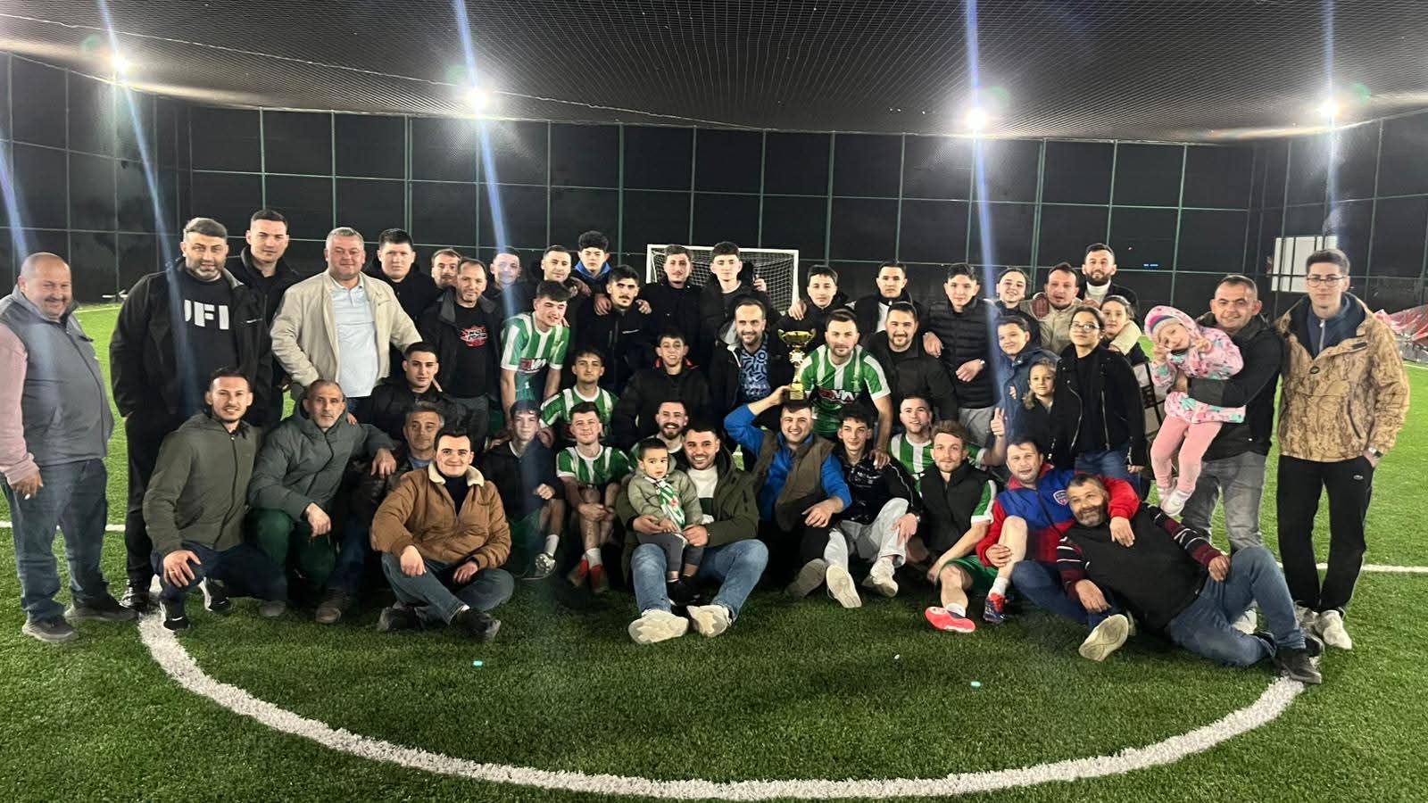 Kardeşliğin Kazandığı Final: Şampiyon Bostandere Çınarspor!