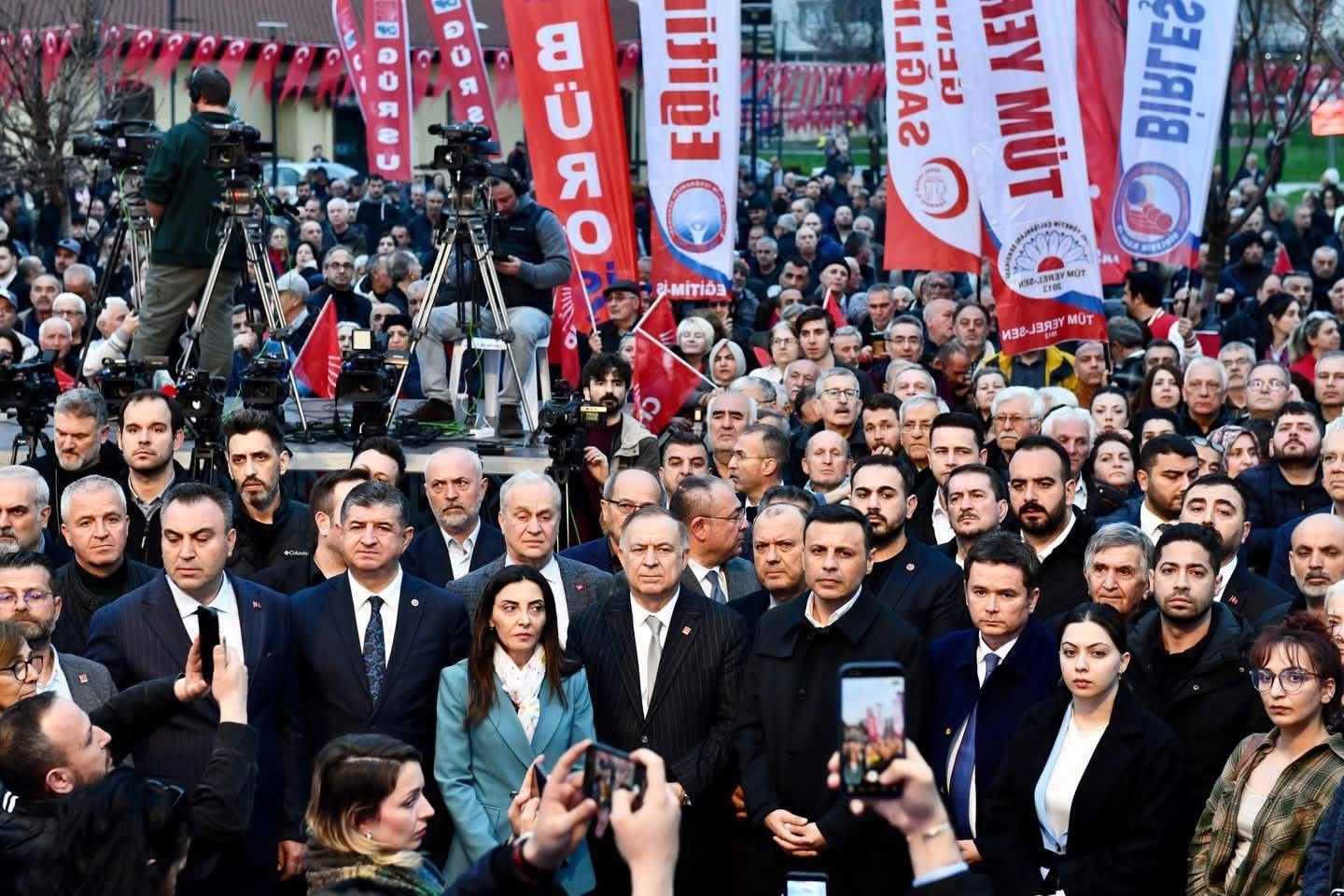 BURSA TEK YÜREK: BOZBEY’E DESTEK